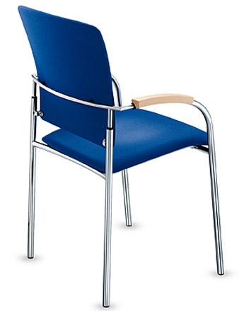 Немецкое кресло для семинаров обитое на четырех ножках EN25635