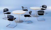 Традиционные немецкие столы и стулья для кафе Cafeteria