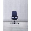 офисное крутящиеся кресло drabert GO по стандарту DIN EN 1335 betonwand_1_go